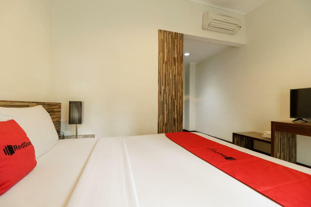 Reddoorz Plus @ Gunung Sahari 2 جاكرتا المظهر الخارجي الصورة