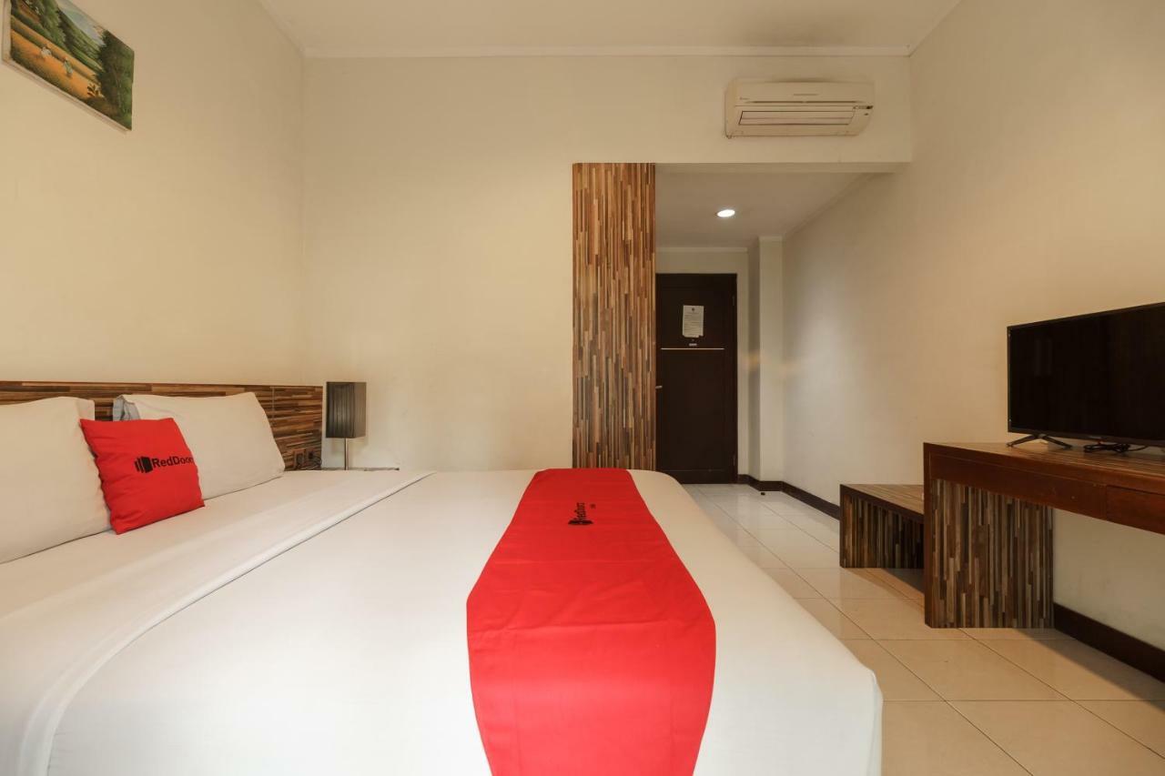 Reddoorz Plus @ Gunung Sahari 2 جاكرتا المظهر الخارجي الصورة